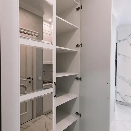 Apartment Royal Tower Vip Smart 3